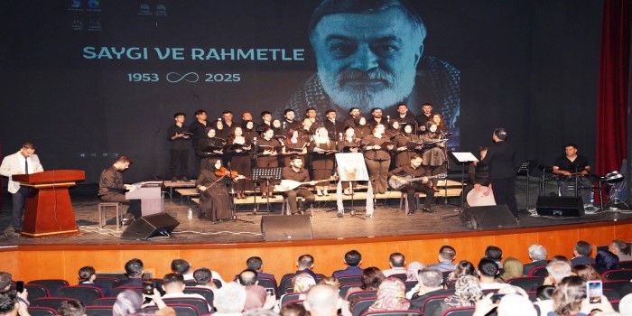 Kahtalı Mıçe’ye türkülerle anma gecesi düzenlendi